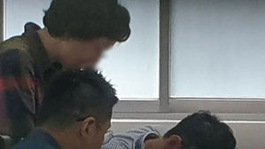 '조국 딸 논문' 교수 소환&hellip;부인 대학 등 압수수색