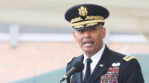 브룩스 前 사령관 "주한미군기지 조기반환, 한국 결정에 달려"