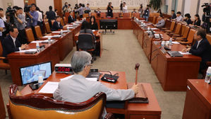 법사위, 노환중 부산의료원장 등 조국 청문회 증인 11명 합의