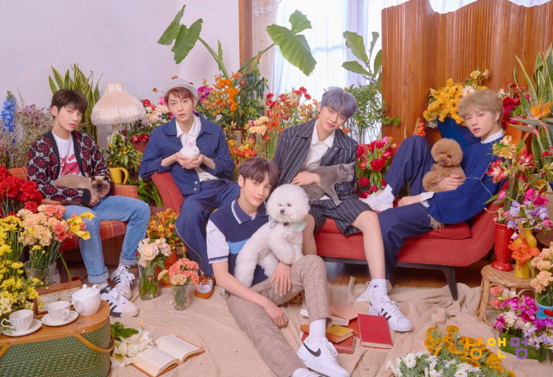 Bang Si-hyuk Talks About the Difference Between BTS & TXT