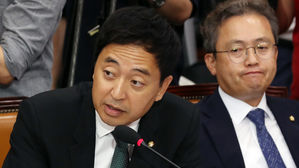 與 금태섭 "언행 불일치" 조국에 쓴소리&hellip;조국 지지자 '항의' 빗발