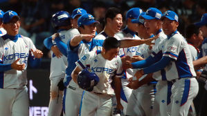 '약속의 8회' 한국 청소년야구, 일본에 끝내기 역전승