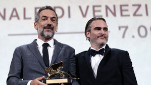 반(反)영웅 영화 '조커', 베니스영화제서 황금사자상 수상