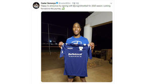 '성호르몬 논란' 세메냐, 축구팀과 계약&hellip;"육상 은퇴는 아냐"