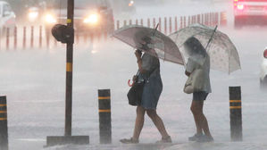 '링링' 갔지만 모레까지 비 온다…추석날은 전국 '맑음'
