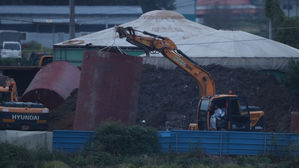 연천 ASF 발생 농가 등 2곳 돼지 4천700마리 살처분