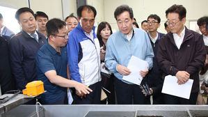 이 총리 "돼지열병, 최단 시일 안에 최소 지역으로 막겠다"