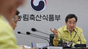 이 총리, 돼지열병 중앙상황실 방문&hellip;"돼지고깃값 안정시킬 것"