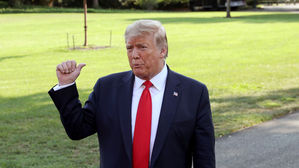 트럼프 "우크라 의혹 내부고발자 의회 증언하고 신원 확인해야"