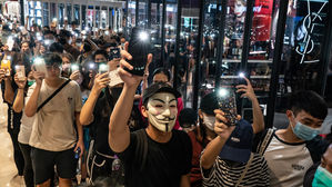 "마스크 못 벗는다"&hellip;홍콩 시민들 마스크 쓰고 대규모 시위