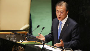 文 대통령 "전쟁불용&middot;안전보장&middot;공동번영&hellip;北美 정상 한걸음 더"