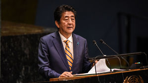 日 아베, 이낙연 총리 방일하면 단시간 회담 검토