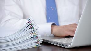 "한국인인 게 부끄러워 일본인 사칭"&hellip;日 교감 혐한 트윗 물의