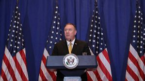 터키행 폼페이오, 에르도안에 "시리아 공격 멈춰야&hellip;휴전 필요"