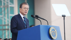 문 대통령, 오늘 경제단체장 초청 오찬…경제 현안 점검