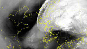 태풍 '미탁', 6시 울진 앞바다로 진출