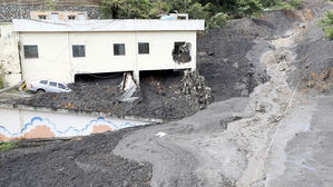 태풍 '미탁'으로 6명 사망&hellip;부산 산사태로 4명 매몰 추정