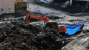 부산 산사태 3번째 매몰자 수습&hellip;노부부 중 아내로 확인