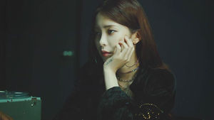 헤이즈, 새 앨범으로 음원차트 점령&hellip;악동뮤지션 제쳤다