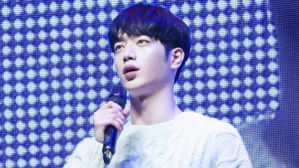 [SBS Star] VIDEO: Fans Fall in Love with Seo Kang-jun's Sweet Singing Voice
