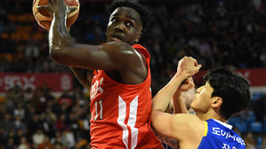 프로농구 SK, 삼성과 시즌 첫 '서울 라이벌전' 승리