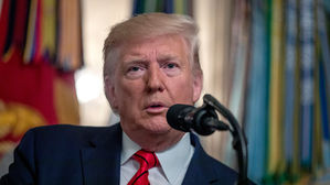 트럼프, 칠레 대통령과 통화&hellip;"APEC 취소 결정 지지"