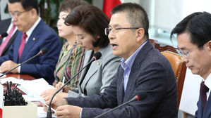 황교안 "의원정수 확대 염치없는 일…해서는 안 될 주장"