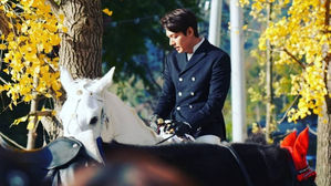 [SBS Star] Lee Minho Turns Into the Most Charming Prince