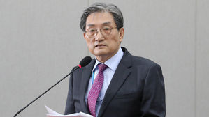 노영민 "불공정 없애려 했으나 국민 요구 더 높아…무거운 책임감"