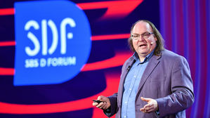 [SDF2019 포토] '다양한 관점을 선택하라' 강연하는 이선 주커먼