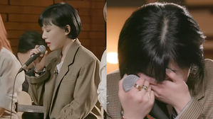 [스브스타] "진정하고 다시 불러도 될까요?"&hellip;가인, '브아걸' 완전체 무대서 눈물