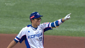 [영상] 프리미어12 호주전, 달아나는 대한민국 허경민의 적시타