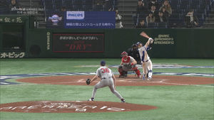 [영상] 억울한 '오심' 날려버리는 김하성의 행운의 안타