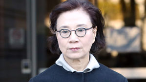 한진家 이명희 경비원·운전기사 "욕설·폭행 본 적 없어"