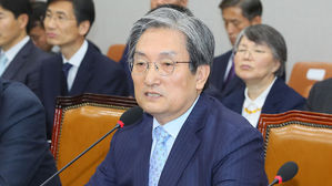 노영민 "김기현 '첩보 이첩' 문제없다&hellip;유재수, 문제 확인 후 조치"