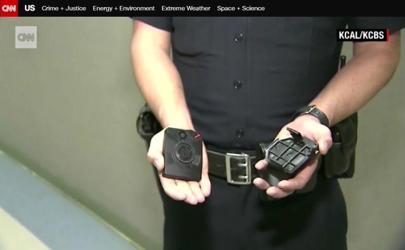 [Pick] 숨진 여성 성추행한 美 경찰관…보디캠 영상에 덜미 (사진=CNN 홈페이지 캡처)