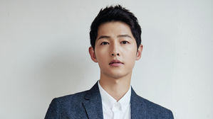 [SBS Star] Song Joong Ki to Leave His Agency of 7 Years; What's Next?