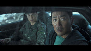 '백두산', 개봉 나흘 만에 200만 명&hellip;압도적 연기력 호평