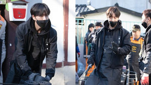 [SBS Star] Park Hae Jin Delivers Coal Briquettes to Homes for the 9th Consecutive  Winter