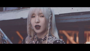 레드벨벳 웬디, 추락사고로 부상&hellip;"당분간 치료 전념"