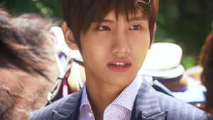 '동방신기' 최강창민, 일반인 여성과 열애설 '빠른 인정'