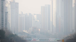 [속보] 이번 주말 추위 대신 '불청객' 미세먼지…"일교차 주의"