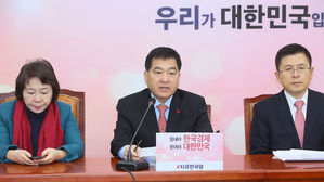 심재철 "정세균, 적격판정 내리기 어려워&hellip;검증위 시작해야"