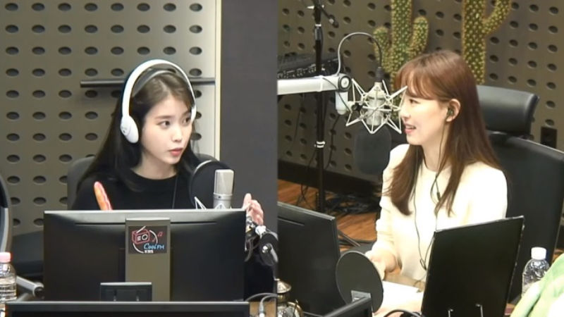 IU Reveals GFRIEND Umji's Thoughtful Gift That She Carries Every Day
