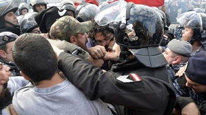 레바논 시민, 고속도로 막고 반정부 시위…'정치 공백' 항의