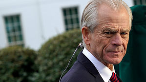 백악관 무역국장 "아마존·알리바바, 위조상품 단속 책임있어"