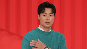 최현석 "휴대폰 해킹 피해 사실&hellip;전속계약 문제는 이미 해결"