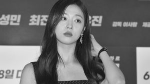 [SBS Star] Sulli's Brother Claims Their Father Is After Her Wealth