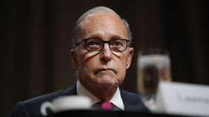 커들로, 코로나19 경제 충격 대응에 "1조3천억 달러 재정 투입"