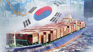 작년 경제 2% 성장&hellip;홍남기 "심리적 마지노선 지켰다"